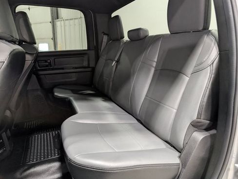 Used 2022 RAM 2500 Tradesman w/ Chrome Appearance Group image 17