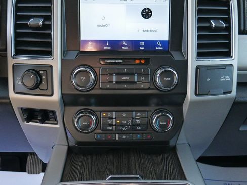 Used 2021 Ford F250 Lariat w/ Chrome Package image 64