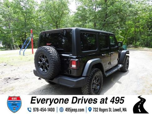 Used 2022 Jeep Wrangler Unlimited Sport AWD/4WD image 5