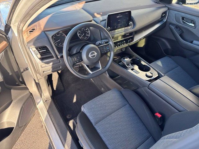Used 2023 Nissan Rogue SV AWD/4WD image 8