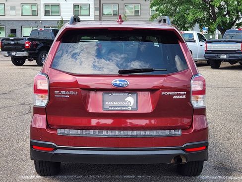 Used 2017 Subaru Forester 2.5i Premium w/ Protection Package #1 AWD/4WD image 9
