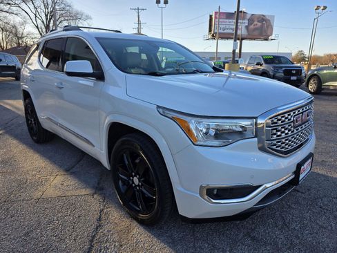 Used 2019 GMC Acadia Denali w/ Technology Package image 3