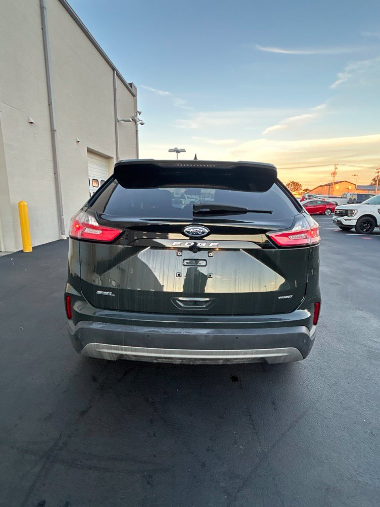Used 2022 Ford Edge SEL w/ Convenience Package AWD/4WD image 9