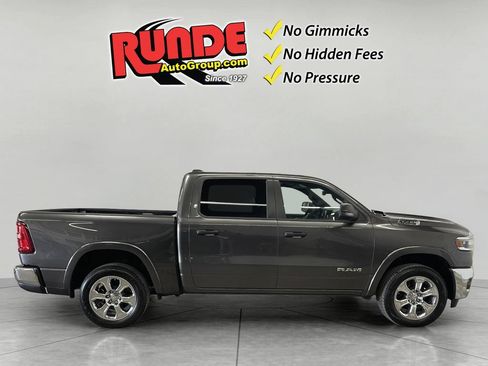 Used 2025 RAM 1500 Big Horn AWD/4WD image 6