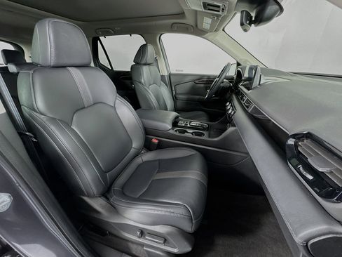 Certified 2023 Honda Pilot Touring image 31