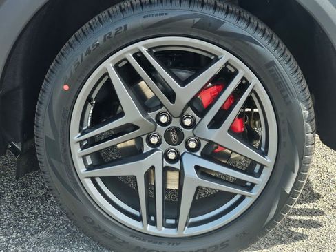 New 2026 Ford Explorer ST w/ Sun And Sound Package image 32