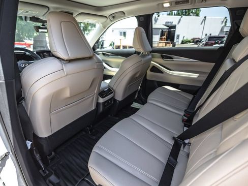 Used 2024 INFINITI QX60 Luxe AWD/4WD image 21
