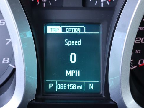 Used 2017 Chevrolet Equinox LT w/ Convenience Package image 44