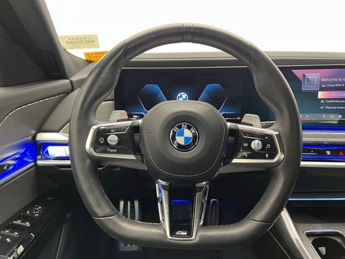 Certified 2024 BMW 760i xDrive w/ Premium Package 2 image 36