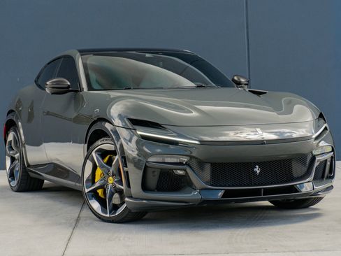 Used 2024 Ferrari Purosangue AWD/4WD image 5