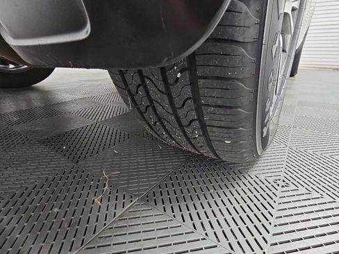 Used 2016 Toyota Highlander XLE FWD image 49