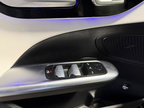 Used 2023 Mercedes-Benz C 300 4MATIC Sedan image 13