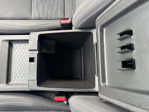 Used 2023 Nissan Frontier SV w/ Technology Package image 25