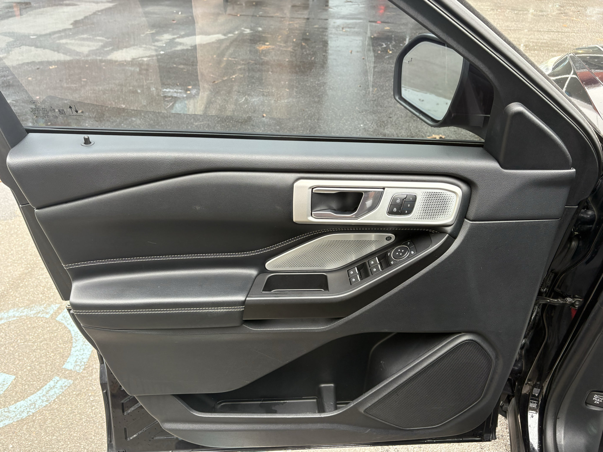 Used 2020 Ford Explorer ST w/ ST Street Pack AWD/4WD image 9