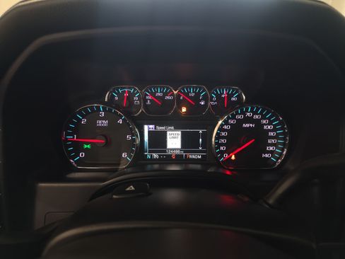 Used 2015 Chevrolet Silverado 1500 LTZ w/ LTZ Plus Package AWD/4WD image 17
