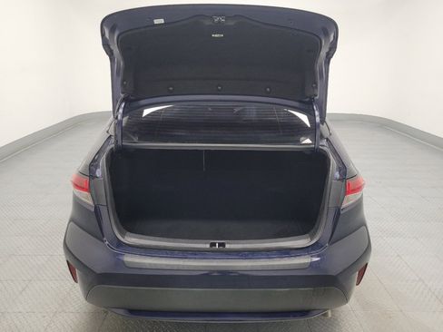 Used 2021 Toyota Corolla LE w/ Carpet Mat Package (TMS) FWD image 29