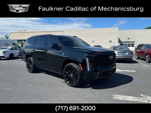 Used 2026 Cadillac Escalade Platinum Sport w/ LPO, ONYX Package AWD/4WD image 1