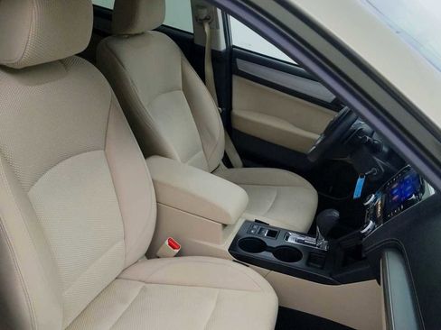 Used 2019 Subaru Outback 2.5i Premium AWD/4WD image 23