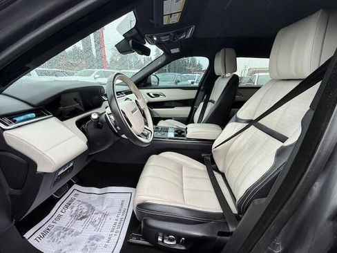 Used 2018 Land Rover Range Rover Velar R-Dynamic HSE image 9