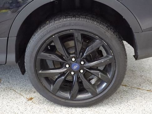 Used 2019 Ford Escape Titanium AWD/4WD image 16