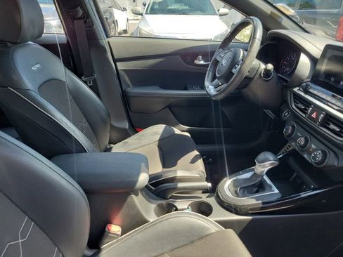 Used 2020 Kia Forte GT-Line w/ GT-Line Premium Package FWD image 34