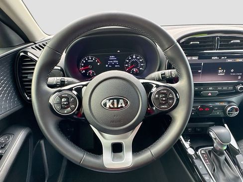 Used 2021 Kia Soul EX image 12
