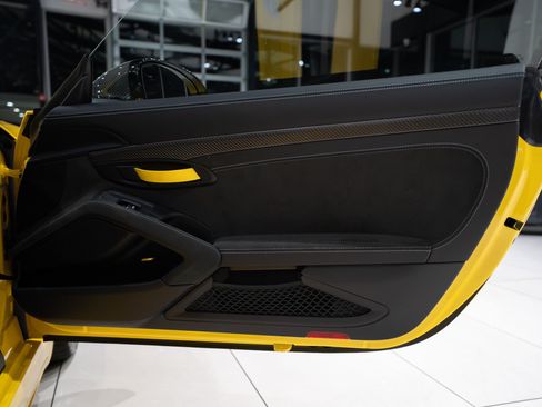 Used 2024 Porsche 718 Cayman GT4 RS RWD image 20