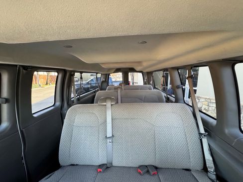 Used 2016 Chevrolet Express 3500 LT w/ LT Preferred Equipment Group image 14