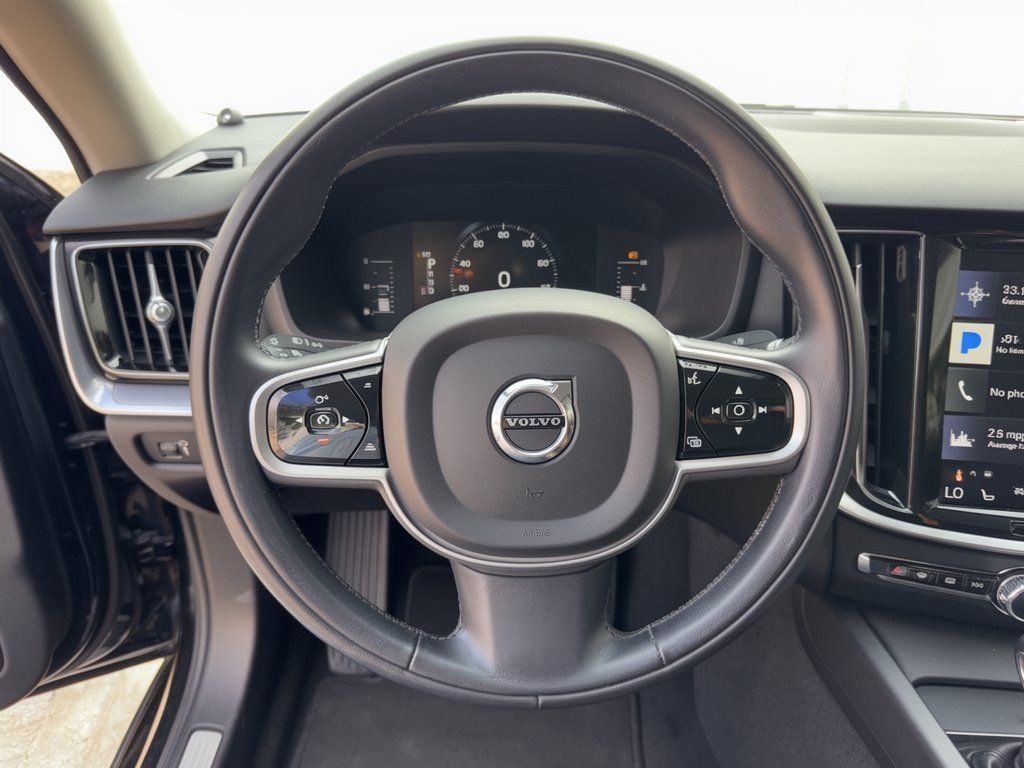 Used 2019 Volvo S60 T5 Momentum w/ Premium Package FWD image 10