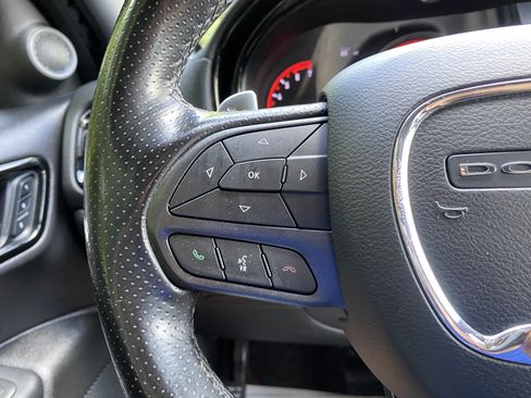 Used 2022 Dodge Durango R/T w/ Blacktop Package AWD/4WD image 19