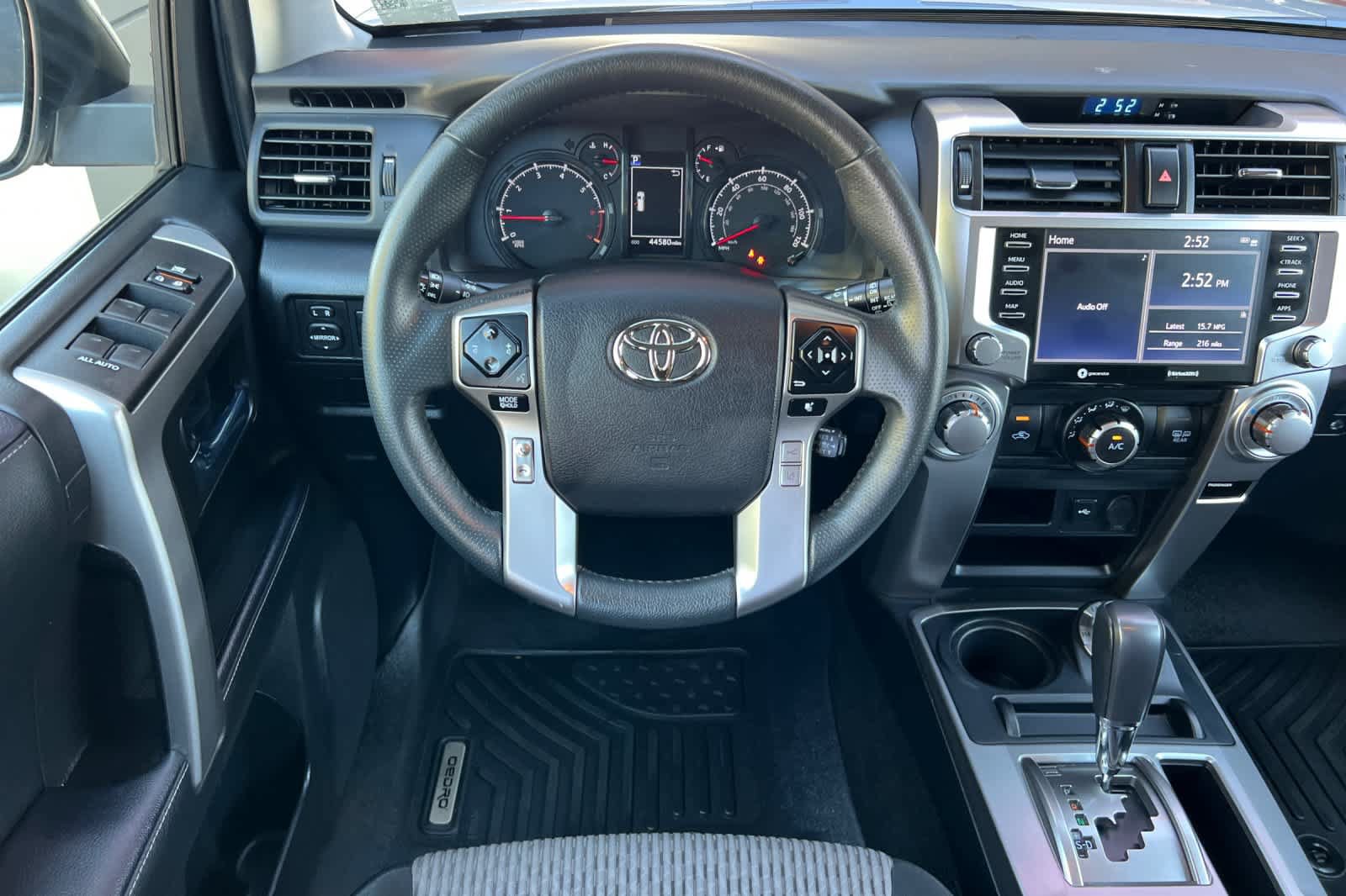 Used 2022 Toyota 4Runner SR5 AWD/4WD image 15