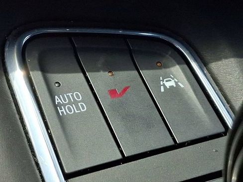 Used 2023 Cadillac Escalade ESV V w/ LPO, Floor Liner Package AWD/4WD image 25