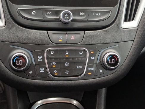 Used 2025 Chevrolet Malibu LT FWD image 26