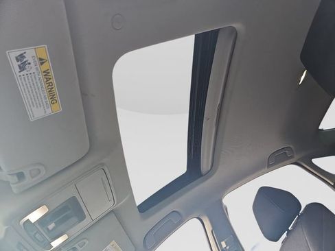 Used 2023 Honda Accord EX image 25