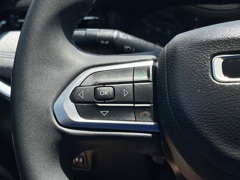 Certified 2022 Jeep Compass Latitude AWD/4WD image 17