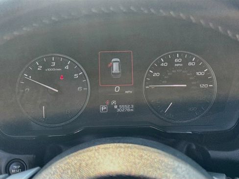 Certified 2025 Subaru Outback Premium AWD/4WD image 10