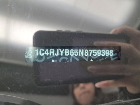 Used 2022 Jeep Grand Cherokee Limited 4xe w/ MOPAR Finishing Package image 33