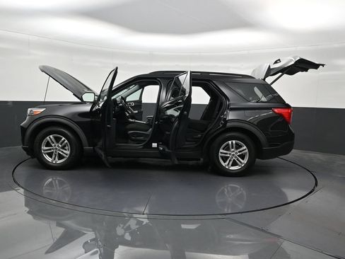 Used 2021 Ford Explorer XLT RWD image 34