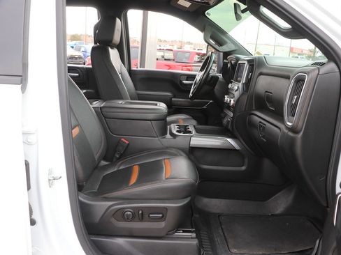 Used 2021 GMC Sierra 2500 AT4 w/ Gooseneck/5TH Wheel Package image 32