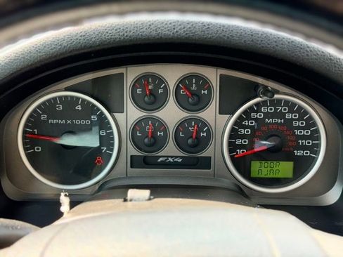 Used 2006 Ford F150 XLT AWD/4WD image 7