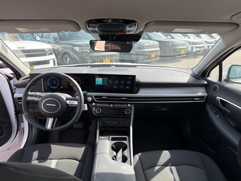Certified 2026 Hyundai Sonata SEL AWD/4WD image 7