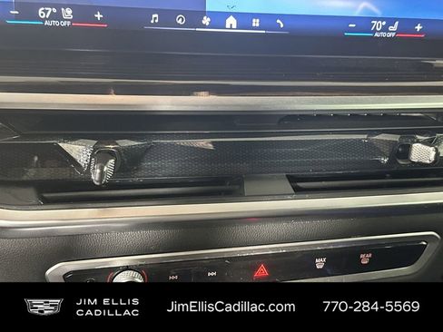 Used 2025 BMW X5 xDrive50e image 25