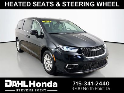 Used 2024 Chrysler Pacifica Touring-L