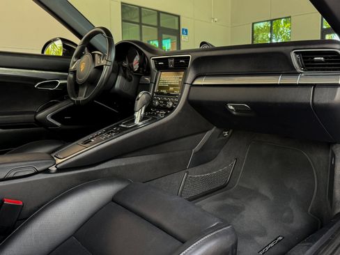 Used 2016 Porsche 911 Targa 4S AWD/4WD image 39