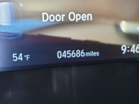 Used 2022 Honda CR-V EX-L image 27