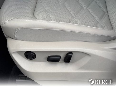 New 2026 Volkswagen Atlas SE image 19