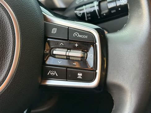 Used 2023 Kia Sorento SX FWD image 10