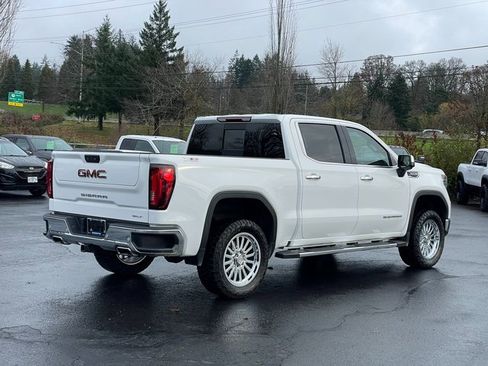 Used 2023 GMC Sierra 1500 SLT w/ SLT Premium Plus Package image 3