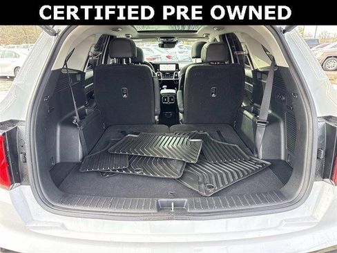 Used 2023 Kia Sorento SX image 12