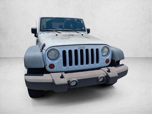 Used 2013 Jeep Wrangler Rubicon w/ PWR Convenience Group AWD/4WD image 2